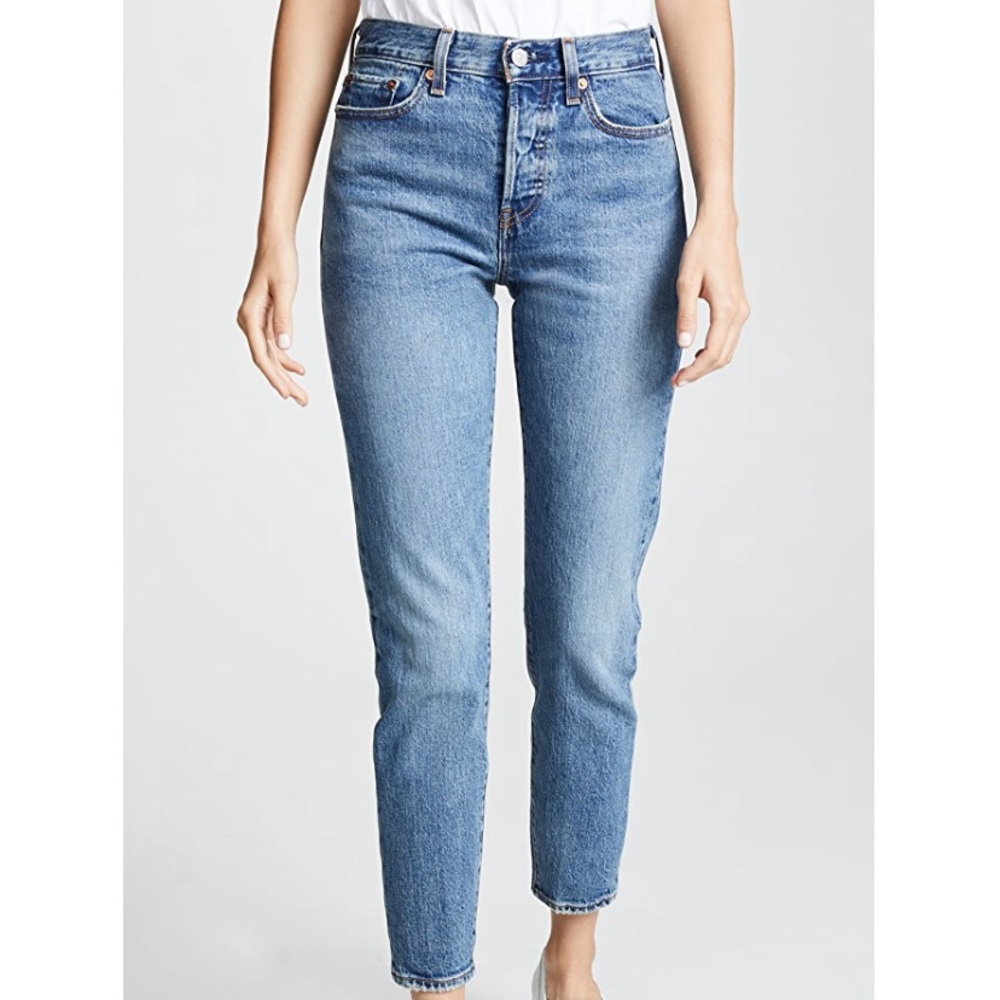 Levi’s wedgie Icon jeans